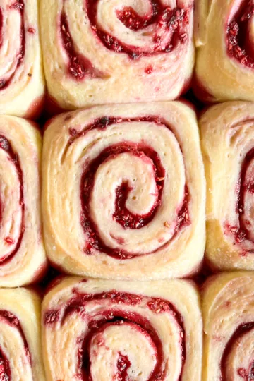 sourdough raspberry sweet rolls