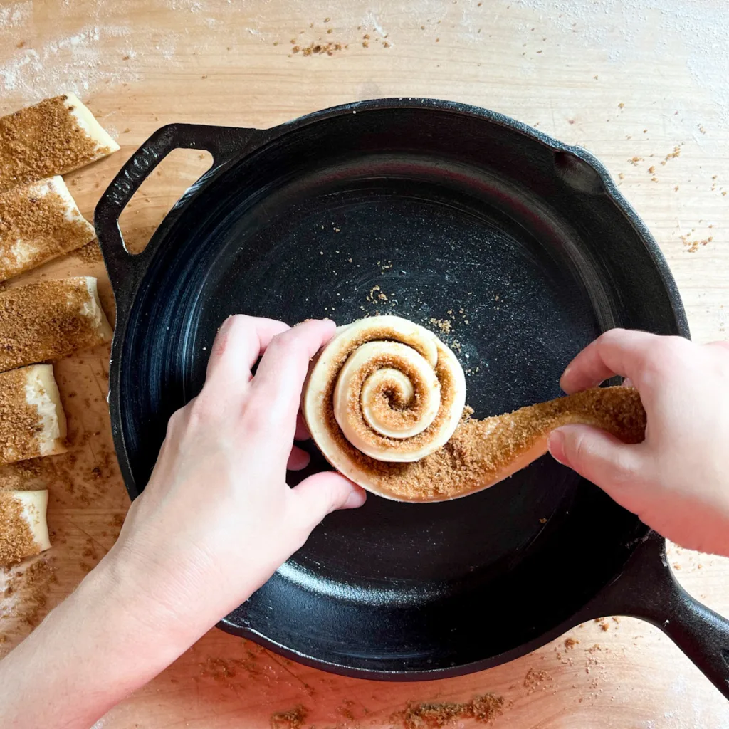 Cast Iron Skillet Cinnamon Rolls - Rocky Hedge Farm